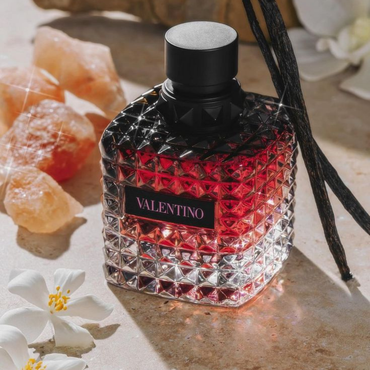 Valentino Donna Born In Roma Intense