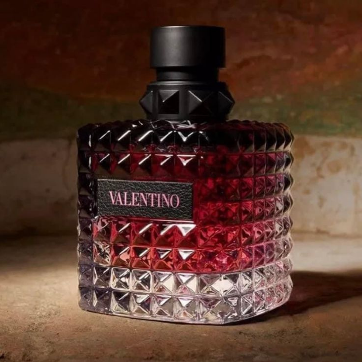 Valentino Donna Born In Roma Intense